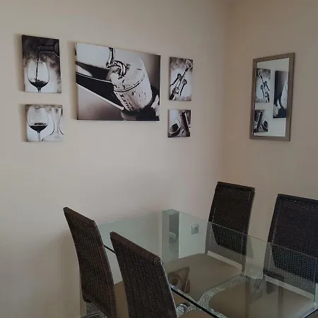 Apartment Eleven